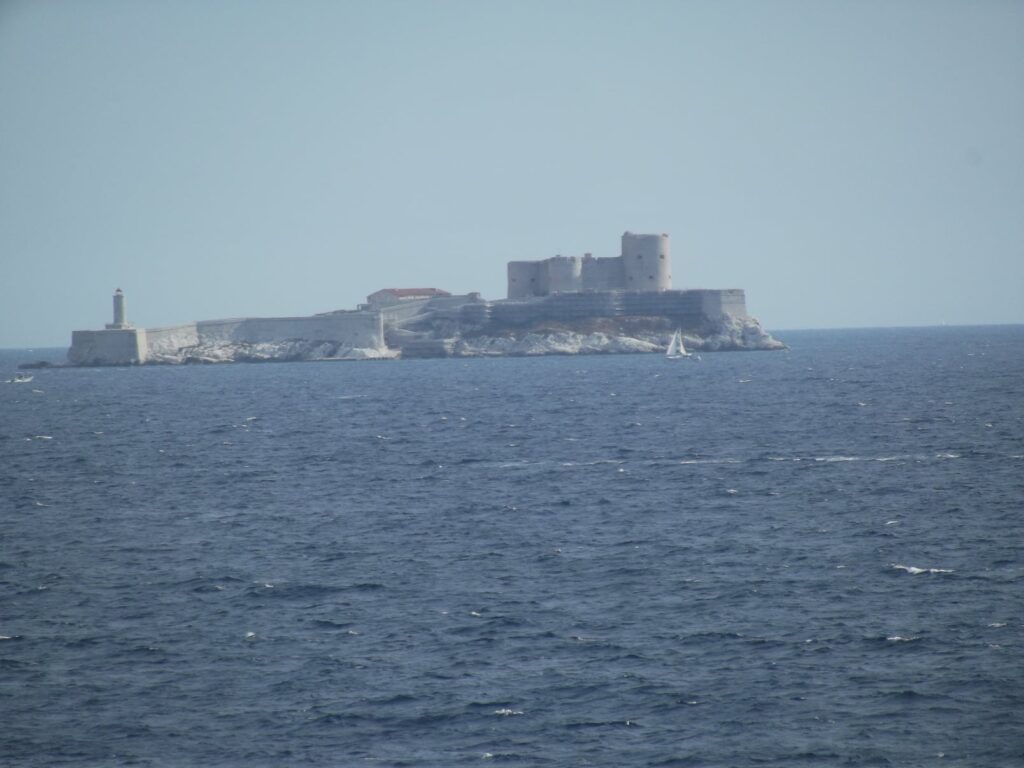 Le Château d'If depuis le littoral